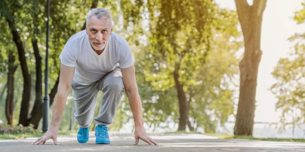 Préparer sa vie sociale pour éviter la solitude